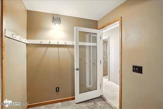 5680 W Birch Harbor Drive, Wasilla, AK 99623