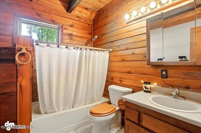 5680 W Birch Harbor Drive, Wasilla, AK 99623