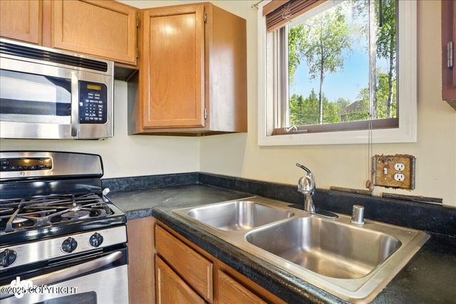5680 W Birch Harbor Drive, Wasilla, AK 99623