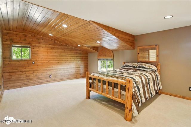 5680 W Birch Harbor Drive, Wasilla, AK 99623