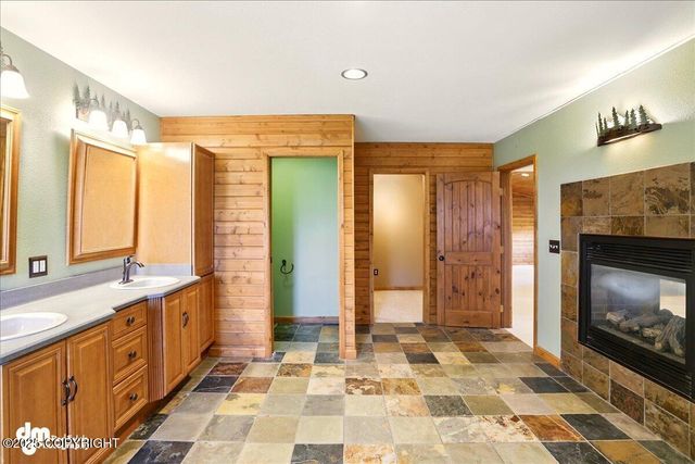 5680 W Birch Harbor Drive, Wasilla, AK 99623