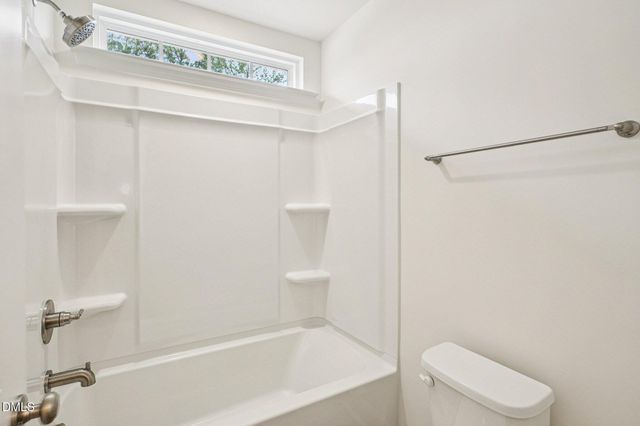 1028 Bolton Pointe Drive, Zebulon, NC 27597