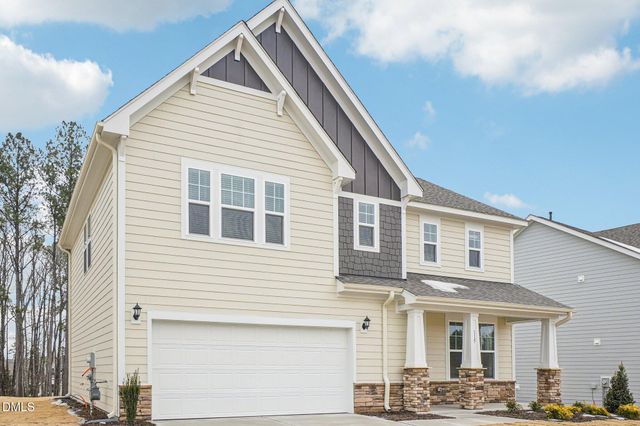 1028 Bolton Pointe Drive, Zebulon, NC 27597