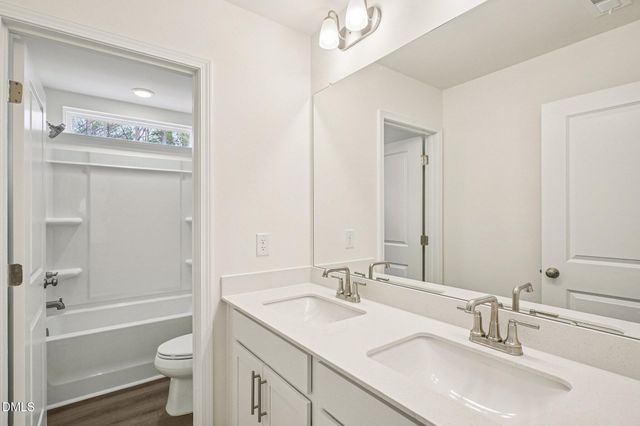 1028 Bolton Pointe Drive, Zebulon, NC 27597