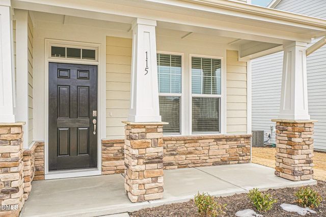 1028 Bolton Pointe Drive, Zebulon, NC 27597