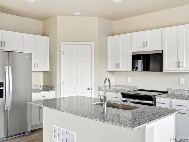 2233 E 164th Ave, Thornton, CO 80602