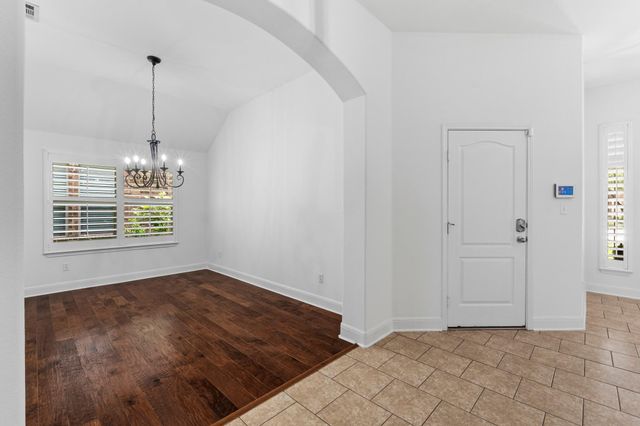 700 Walsh Hill TRL, Cedar Park, TX 78613