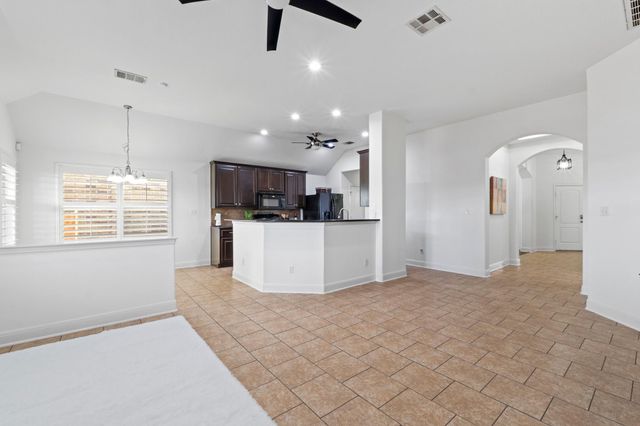 700 Walsh Hill TRL, Cedar Park, TX 78613