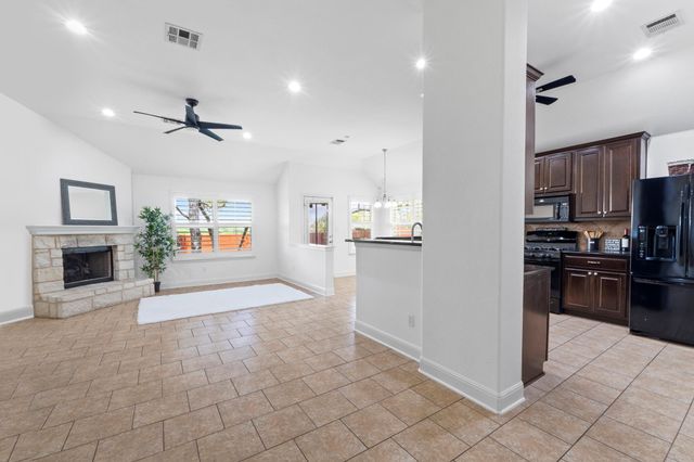 700 Walsh Hill TRL, Cedar Park, TX 78613