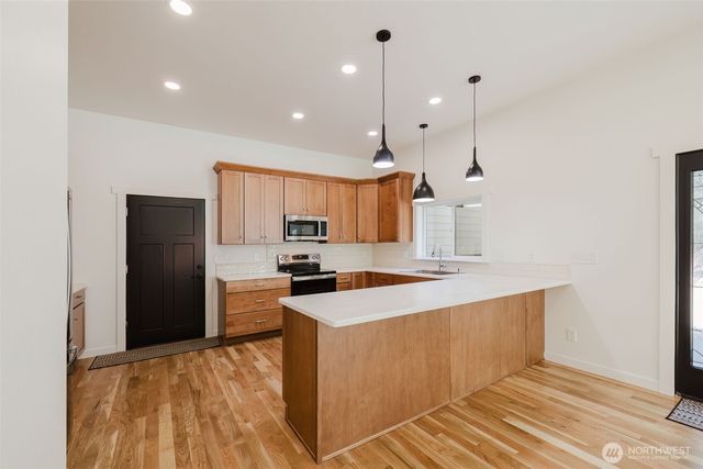 5170 SE Lars Hanson, Port Orchard, WA 98367