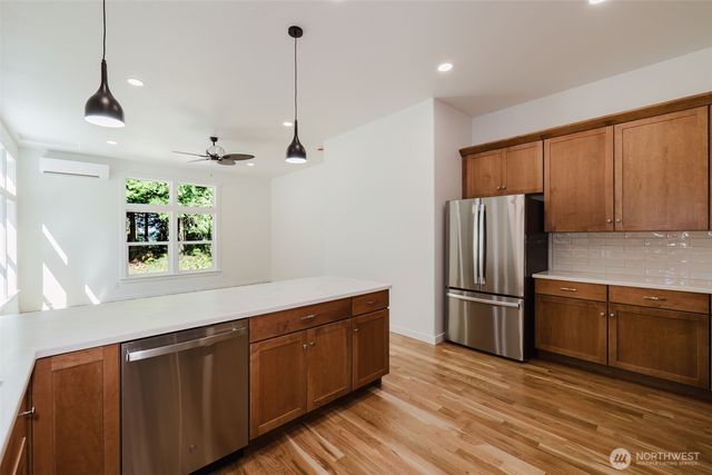 5170 SE Lars Hanson, Port Orchard, WA 98367