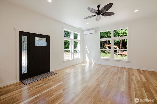 5170 SE Lars Hanson, Port Orchard, WA 98367