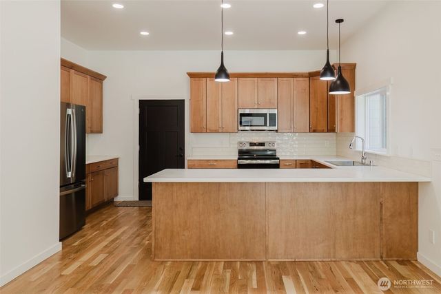 5170 SE Lars Hanson, Port Orchard, WA 98367