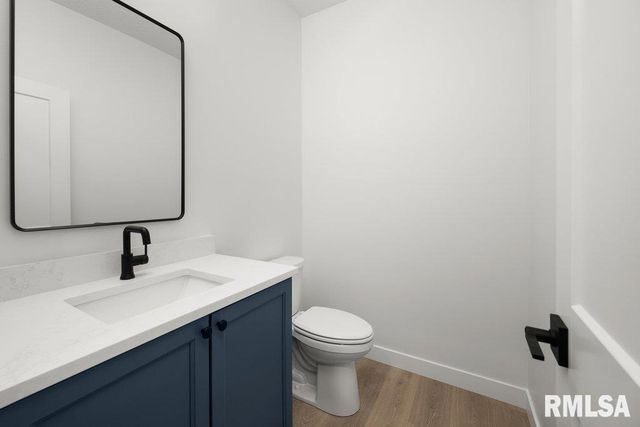 7123 Alvie Lane, Bettendorf, IA 52722