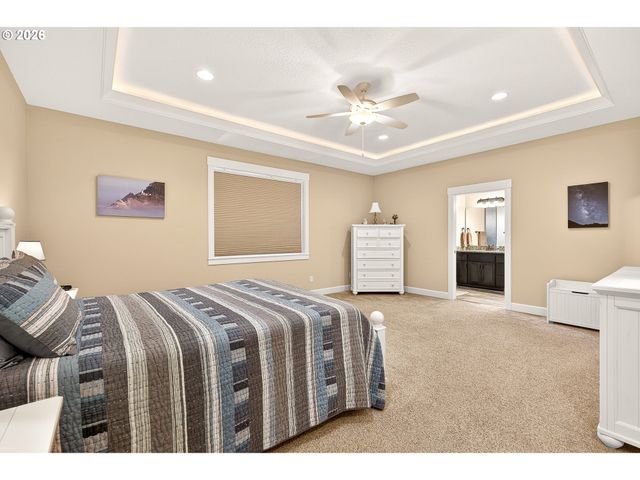 740 E ROOSEVELT St, Carlton, OR 97111