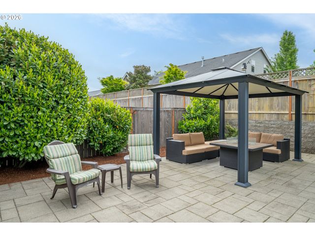 740 E ROOSEVELT St, Carlton, OR 97111