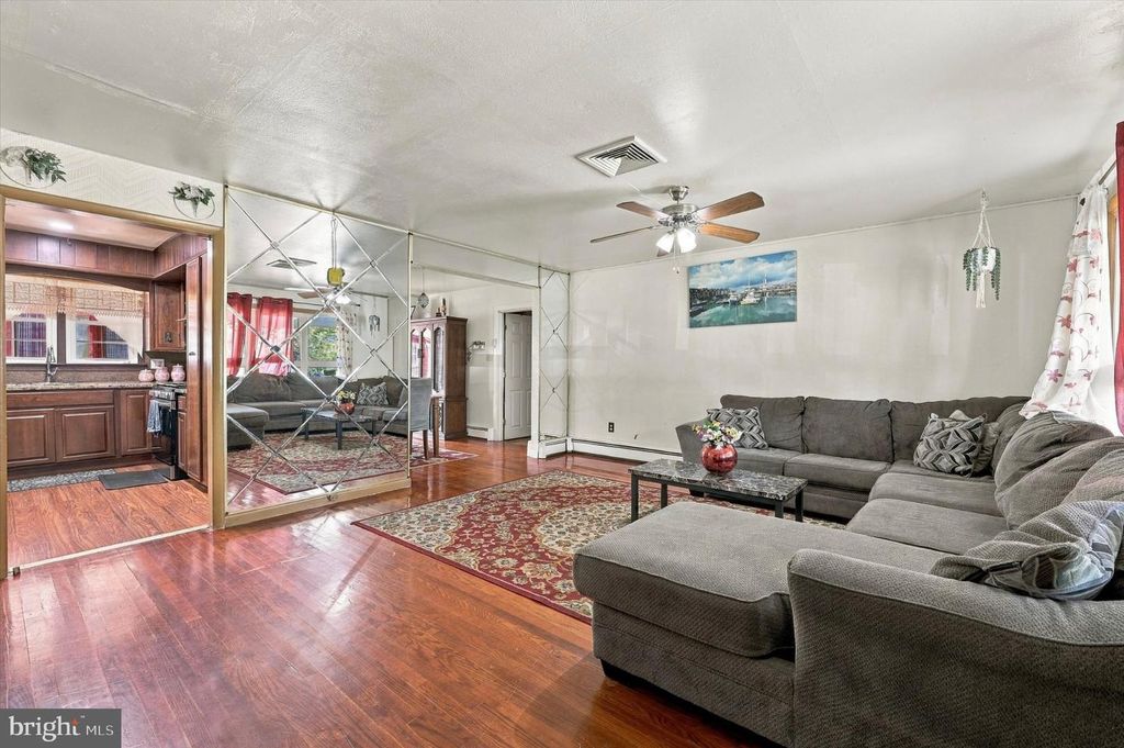 315 MARLBOROUGH AVE, MOUNT EPHRAIM, NJ 08059 — photo 4