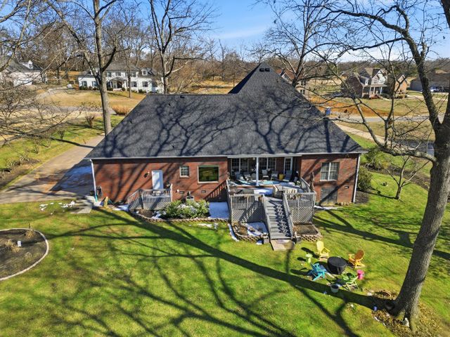 4172 Ironwood Dr, Greenbrier, TN 37073