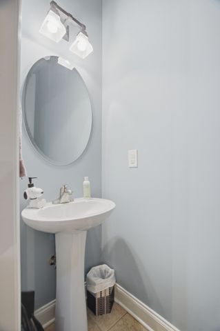 4172 Ironwood Dr, Greenbrier, TN 37073