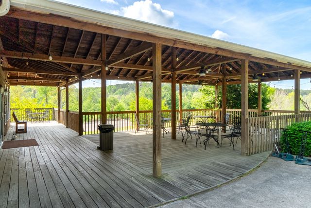 4172 Ironwood Dr, Greenbrier, TN 37073