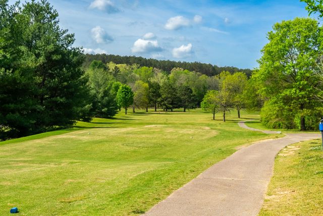 4172 Ironwood Dr, Greenbrier, TN 37073