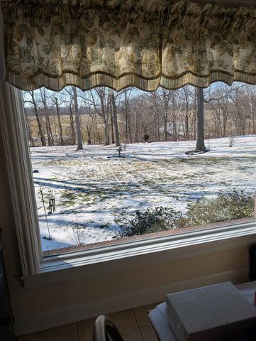 4172 Ironwood Dr, Greenbrier, TN 37073