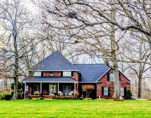 4172 Ironwood Dr, Greenbrier, TN 37073