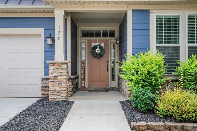 128 Summer Oak Lane, Simpsonville, SC 29680