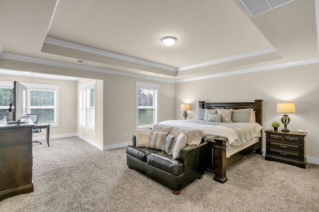 128 Summer Oak Lane, Simpsonville, SC 29680