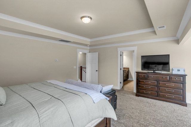 128 Summer Oak Lane, Simpsonville, SC 29680