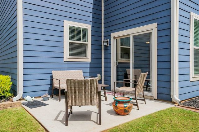 128 Summer Oak Lane, Simpsonville, SC 29680