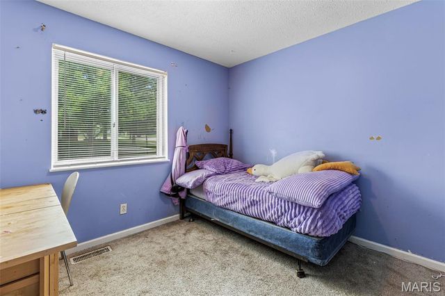 2825 Gettysburg Estates Drive, St Louis, MO 63129
