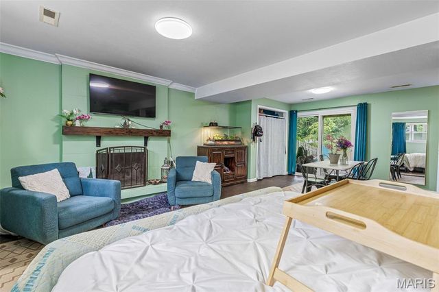 2825 Gettysburg Estates Drive, St Louis, MO 63129