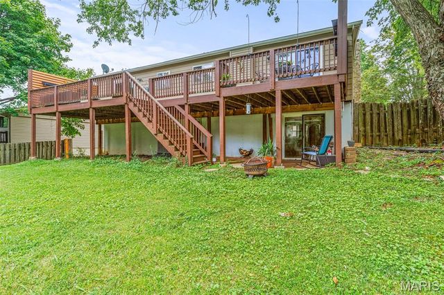 2825 Gettysburg Estates Drive, St Louis, MO 63129