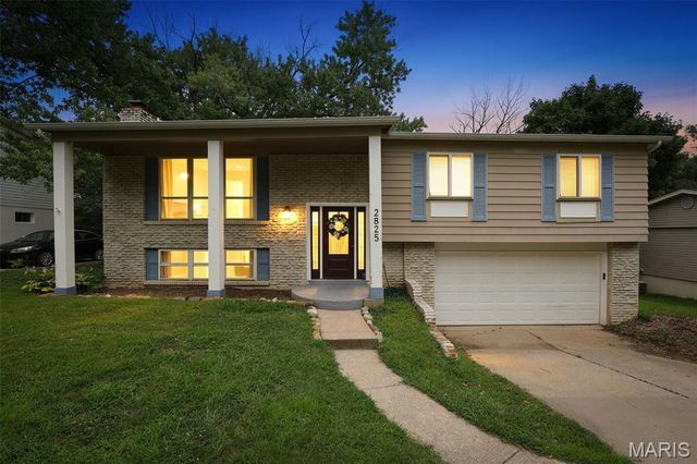 2825 Gettysburg Estates Drive, St Louis, MO 63129