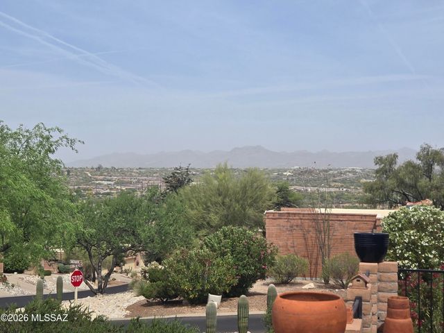 1664 W Dalehaven Circle, Tucson, AZ 85704