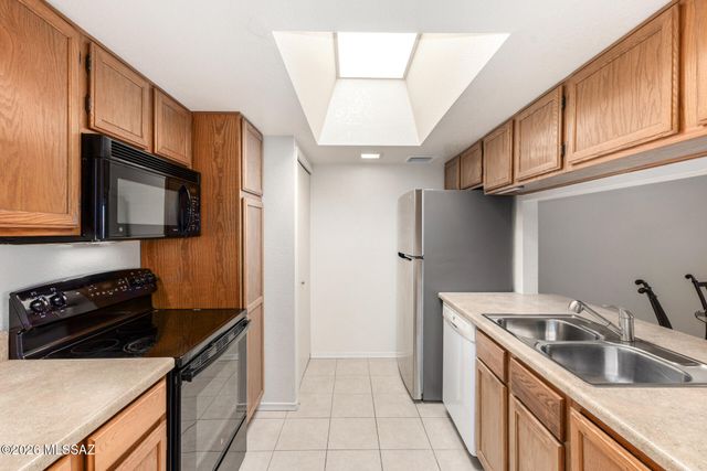 1664 W Dalehaven Circle, Tucson, AZ 85704