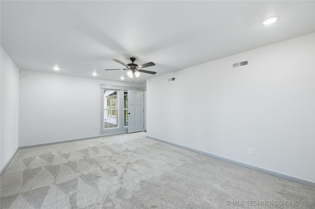 2850 Park Street, Claremore, OK 74017