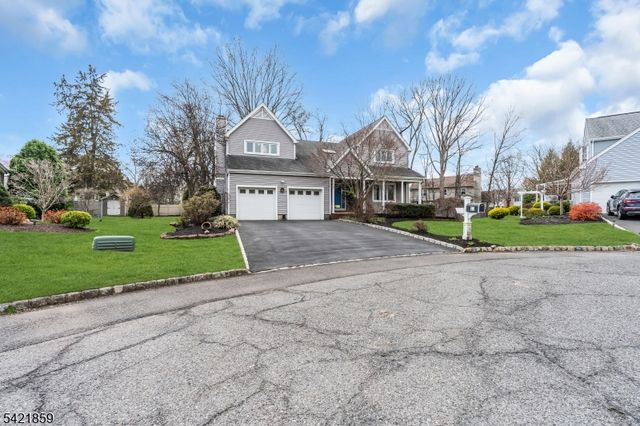15 Conard Ct, Hillsborough Twp., NJ 08844