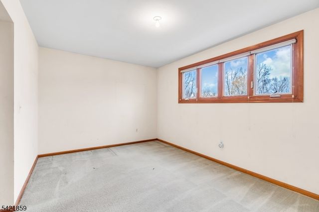 15 Conard Ct, Hillsborough Twp., NJ 08844