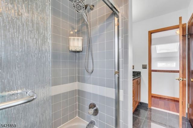 15 Conard Ct, Hillsborough Twp., NJ 08844