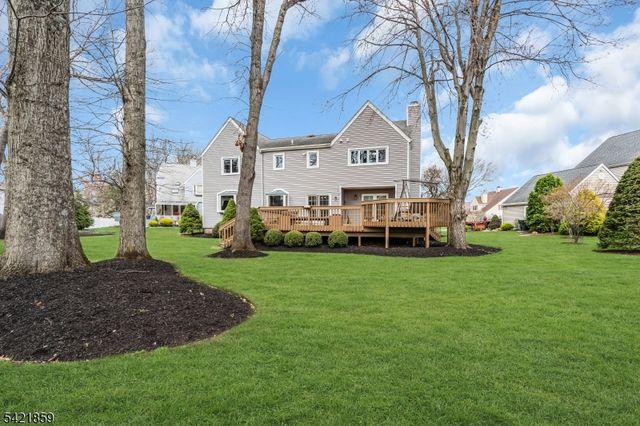 15 Conard Ct, Hillsborough Twp., NJ 08844