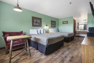 982 Indian Point Road, 214, Indian Point, MO 65616