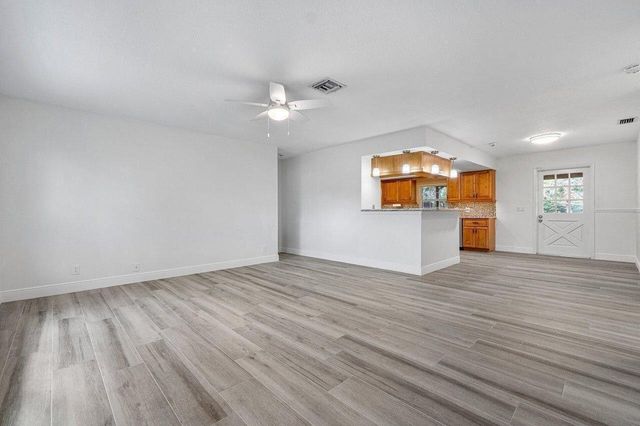 5567 2nd Road, Lake Worth, FL 33467