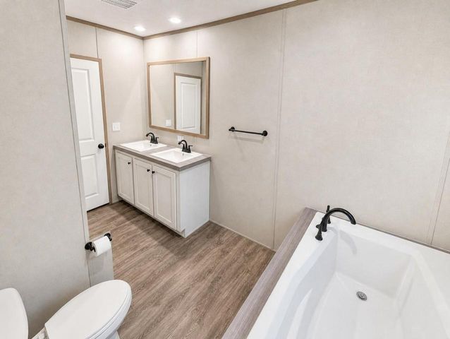 8806 Thunderbird RD, Austin, TX 78736