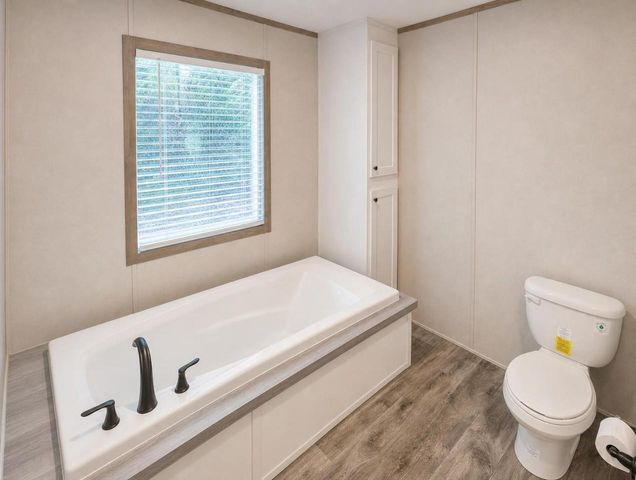 8806 Thunderbird RD, Austin, TX 78736