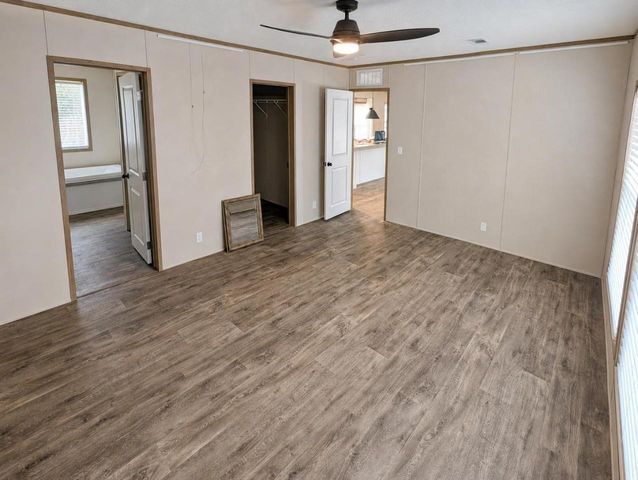 8806 Thunderbird RD, Austin, TX 78736