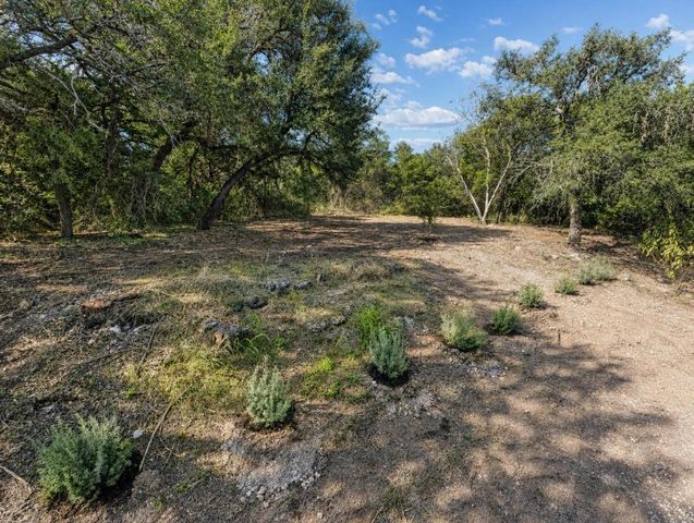 8806 Thunderbird RD, Austin, TX 78736