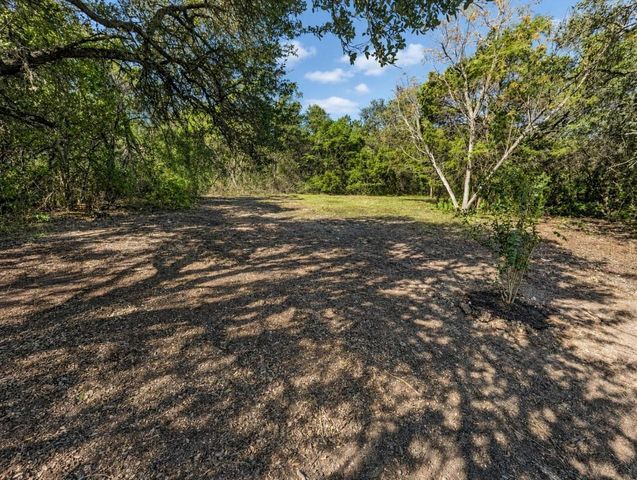 8806 Thunderbird RD, Austin, TX 78736