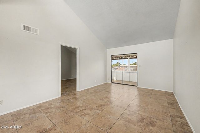 414 E LINDA Lane D, Gilbert, AZ 85234